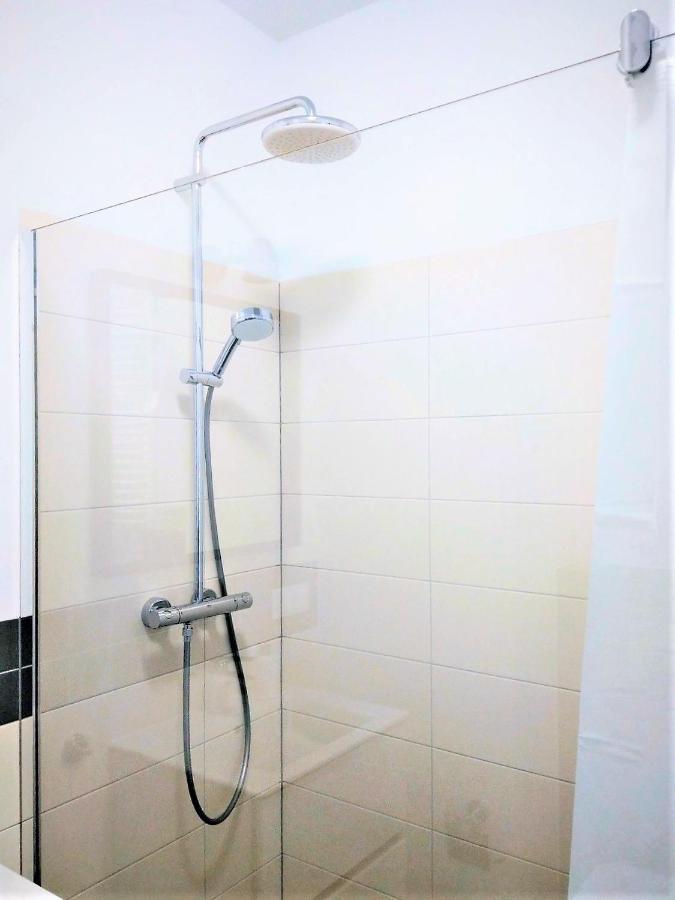 Bizapartments - Modern Flats With Parking Varşova Dış mekan fotoğraf