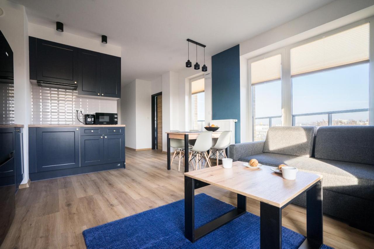 Bizapartments - Modern Flats With Parking Varşova Dış mekan fotoğraf