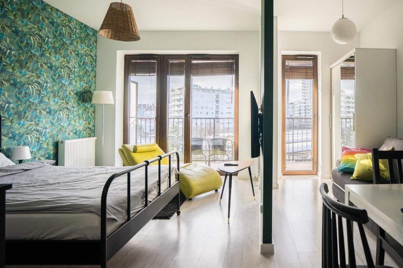Bizapartments - Modern Flats With Parking Varşova Dış mekan fotoğraf