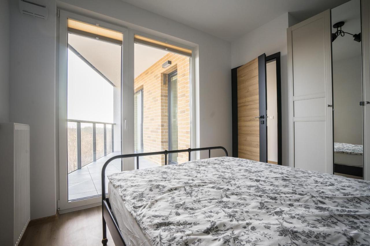 Bizapartments - Modern Flats With Parking Varşova Dış mekan fotoğraf