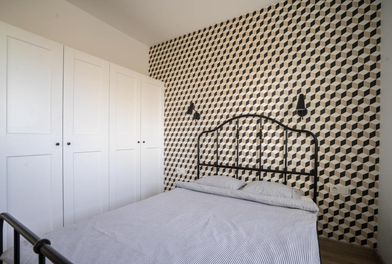 Bizapartments - Modern Flats With Parking Varşova Dış mekan fotoğraf