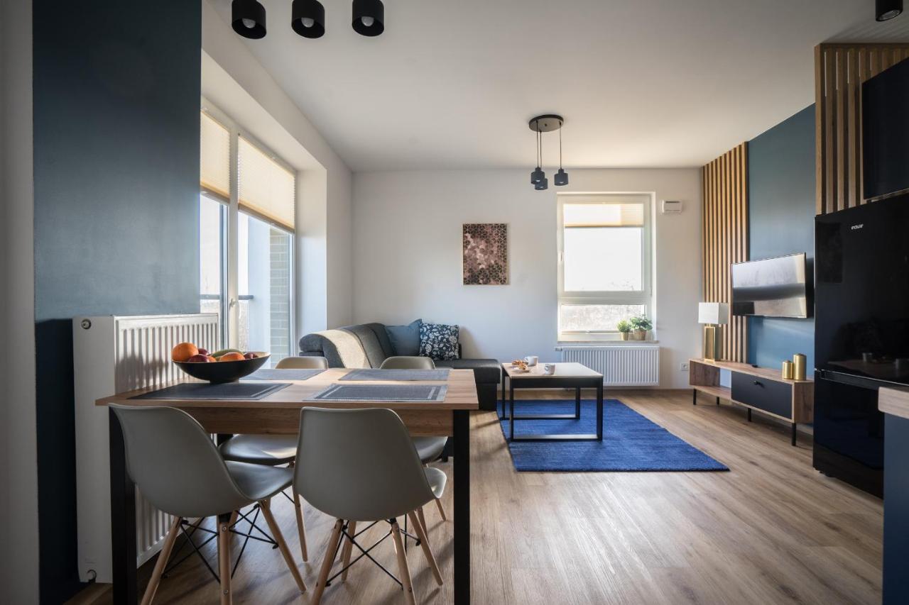 Bizapartments - Modern Flats With Parking Varşova Dış mekan fotoğraf