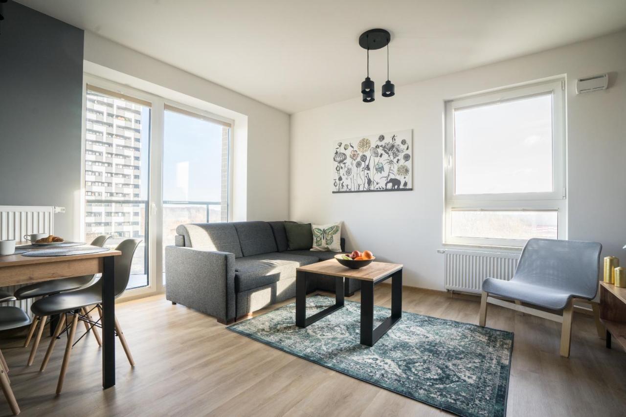 Bizapartments - Modern Flats With Parking Varşova Dış mekan fotoğraf