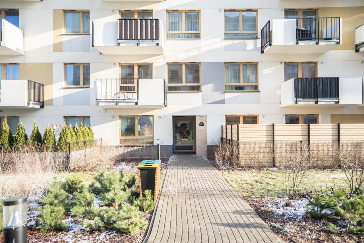 Bizapartments - Modern Flats With Parking Varşova Dış mekan fotoğraf