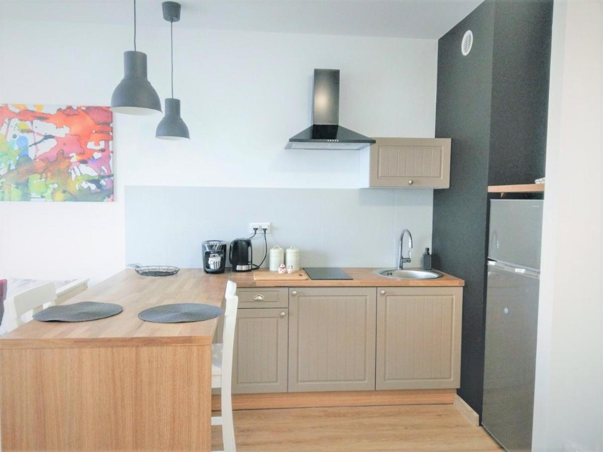 Bizapartments - Modern Flats With Parking Varşova Dış mekan fotoğraf